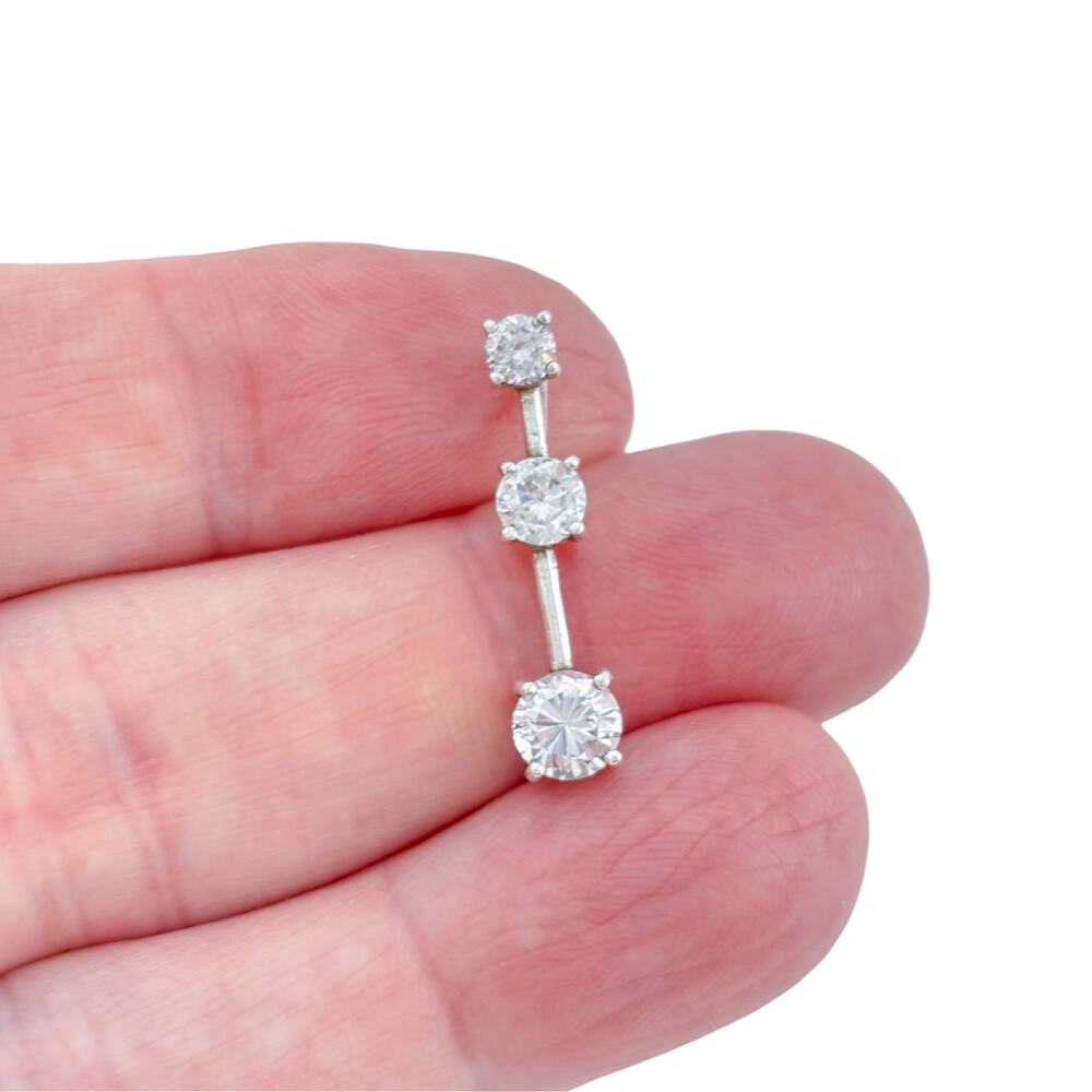 Sterling Silver 925 Three-Stone Graduating CZ Linear Drop Pendant
